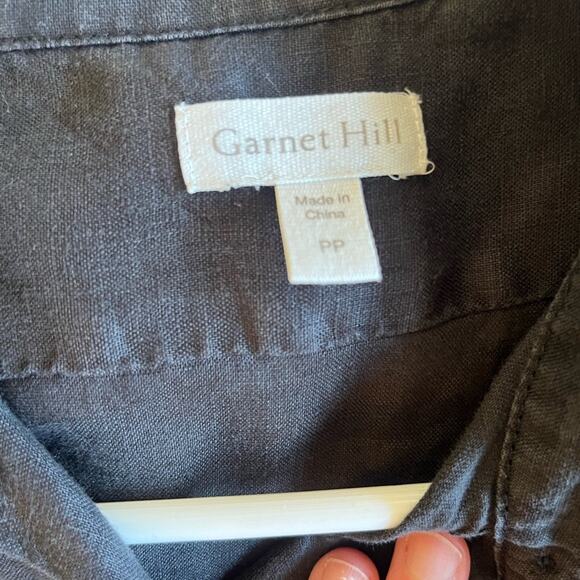 Garnet Hill linen button down blouse. Size PP - Picture 4 of 6